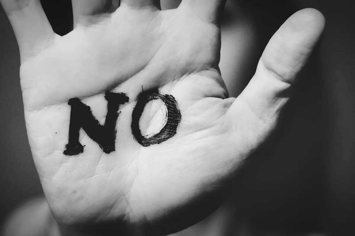 両親と不仲だった兄が喪主になることを遠慮してほしいです。